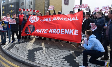Arsenal fans protest against Kroenke outside the Emirates Stadium