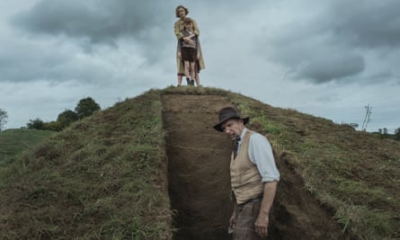 Push comes to shovel … Carey Mulligan and Ralph Fiennes in The Dig.