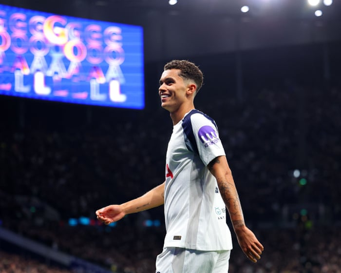 Tottenham v Copenhagen, PSG v Bayern Munich, and more: Champions League – live