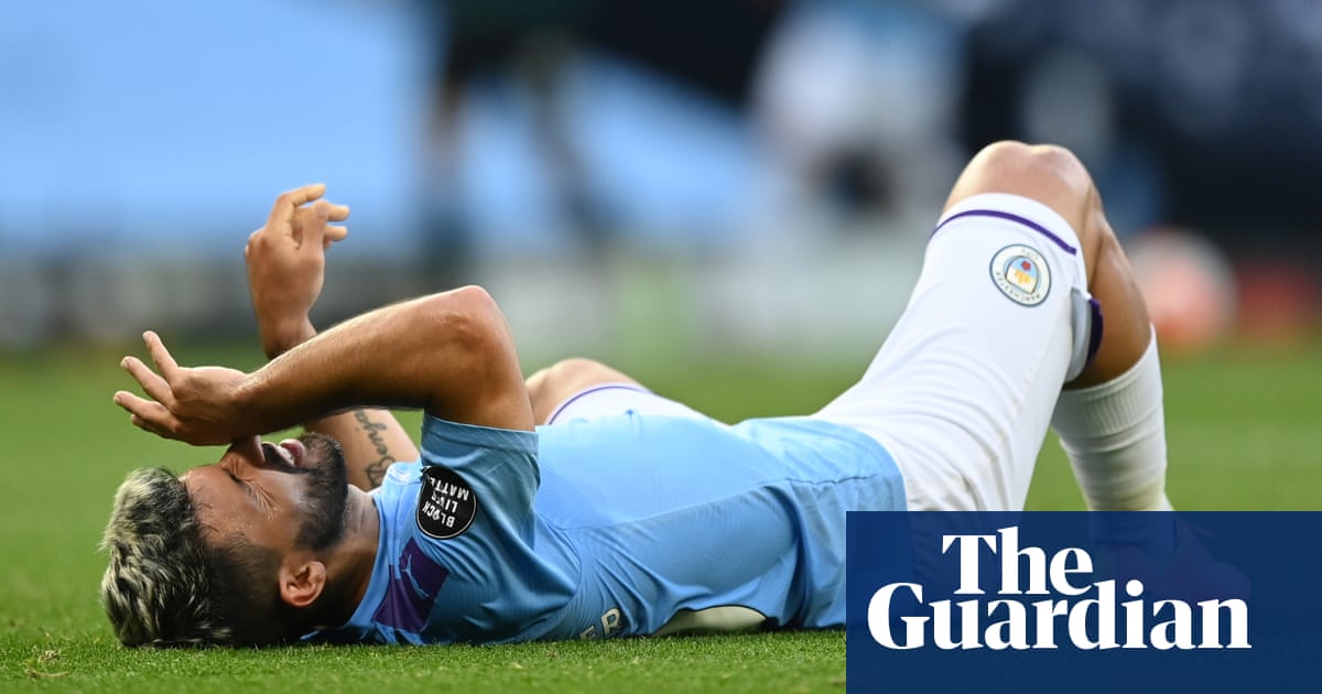 Knee surgery could end Sergio Agüeros domestic season with Manchester City