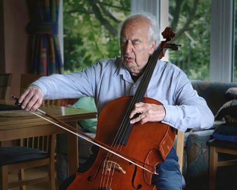 Bruno Schrecker playing the cello