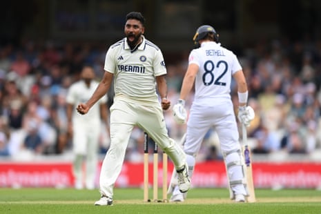 Mohammed Siraj of India celebrates after trapping Jacob Bethell