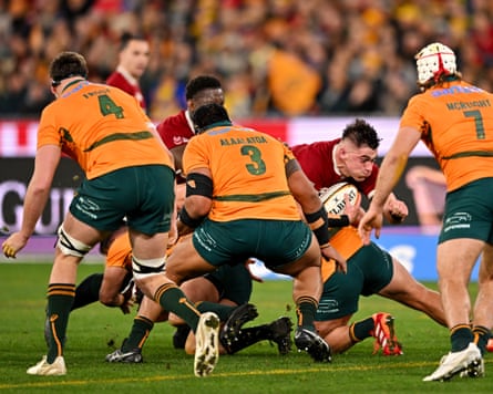 Dan Sheehan dives in to score the opening try in Melbourne