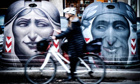 two glass recycling containers transformed in tribute to Dante and The Divine Comedy as part of the Urban Galleries of the Ideal City in Rome, promoted by the cultural association Progetto Goldstein. 