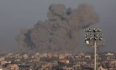 Smoke rises after Israeli strikes in Khan Younis.