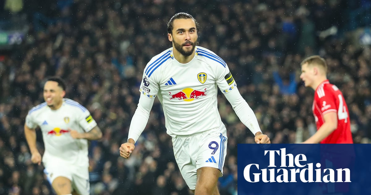 Calvert-Lewin caps fine win for Leeds to leave Nottingham Forest rocking