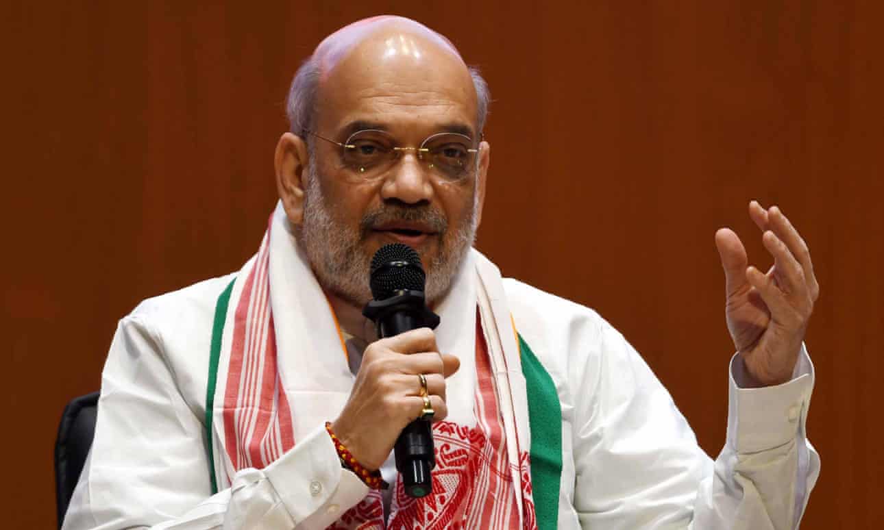 Jefe de medios sociales de la oposición de la India arrestado por video manipulado.