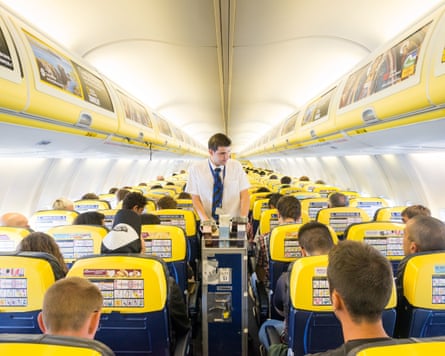 Dịch vụ xe đẩy trên chuyến bay Ryanair