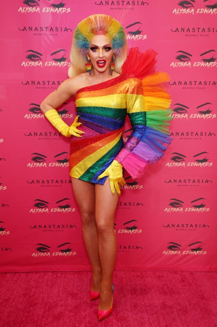 Alyssa Edwards wn rainbow costume