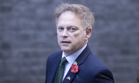 Grant Shapps arrives in Downing Street