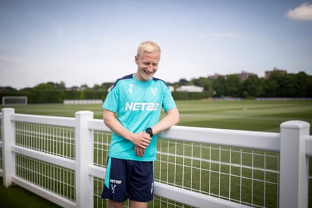 Will Hughes Người Kiểm Soát Nhịp Độ Trận Đấu – Bí Quyết Làm Chủ Trận Đấu Will Hughes Người Kiểm Soát Nhịp Độ Trận Đấu – Bí Quyết Làm Chủ Trận Đấu