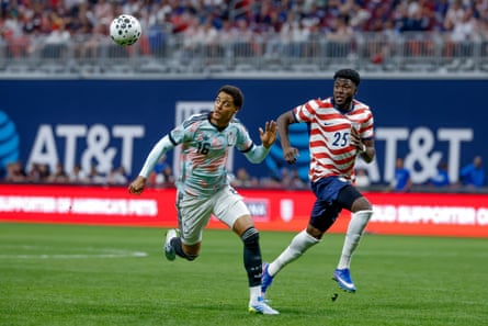 Koni De Winter (L) of Belgium in action against Patrick Agyemang (R) of the USA during the international friendly match between the USMNT and Belgium in Atlanta, USA, 28 March 2026.