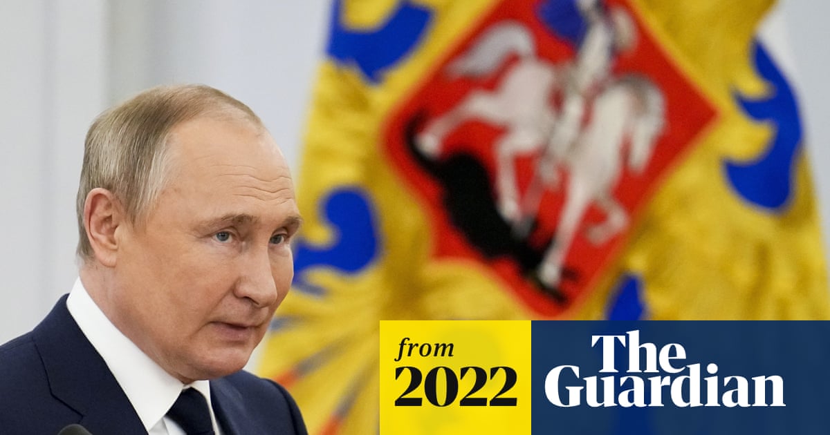 amp.theguardian.com
