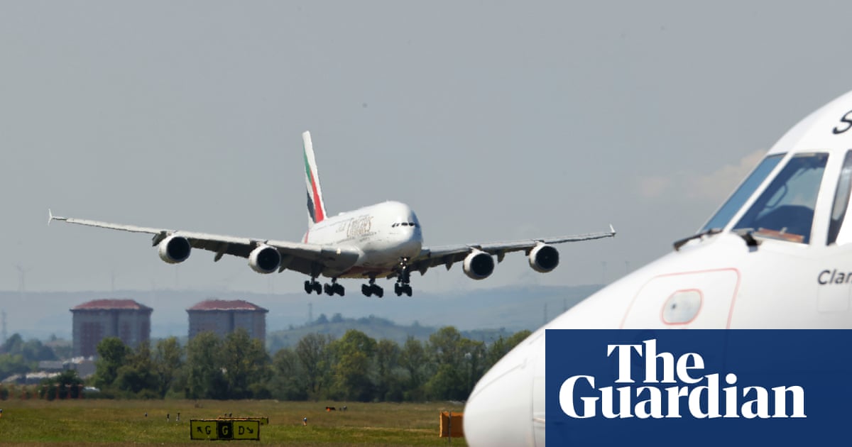 Woman who booked flight to Italy but did not board has child benefits stopped