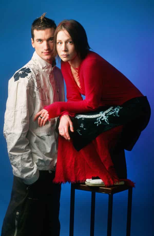 Louise Rhodes and Andrew Barlow of Lamb in 2001.