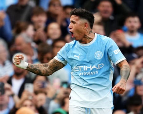 Fernandez celebrates after scoring.