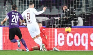 Edin Dzeko puts Roma ahead in Florence.