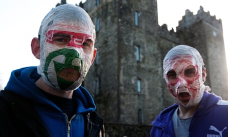 Blindboy Boatclub (left) and Mr Chrome of The Rubberbandits
