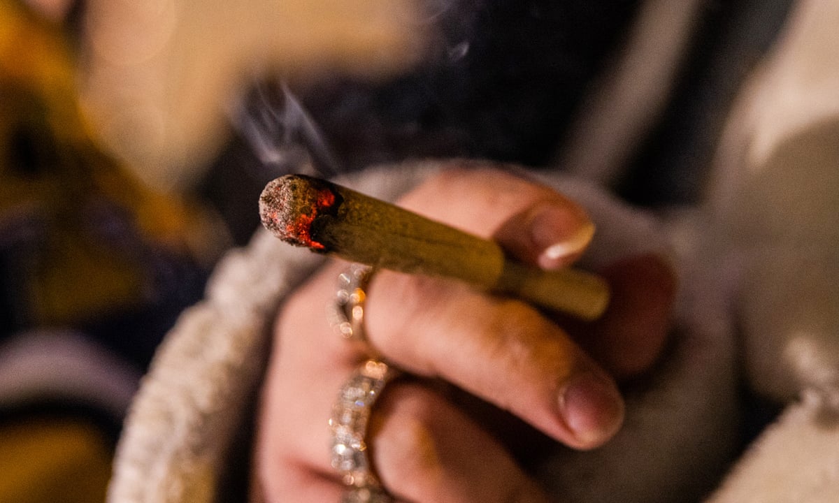 are you sober if you smoke cigarettes California sober: what does it mean and is it good for you? | Well actually are you sober if you smoke cigarettes California sober: what does it mean and is it good for you? | Well actually