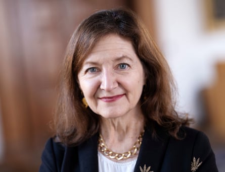 Woman in smart clothes against a blurred background