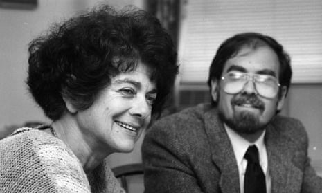 Frances Fox Piven with fellow sociologist Fred Block in Boston, 1987.