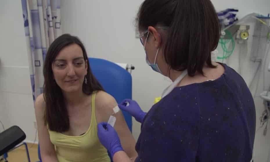 Dr Elisa Granato being injected with the trial vaccine