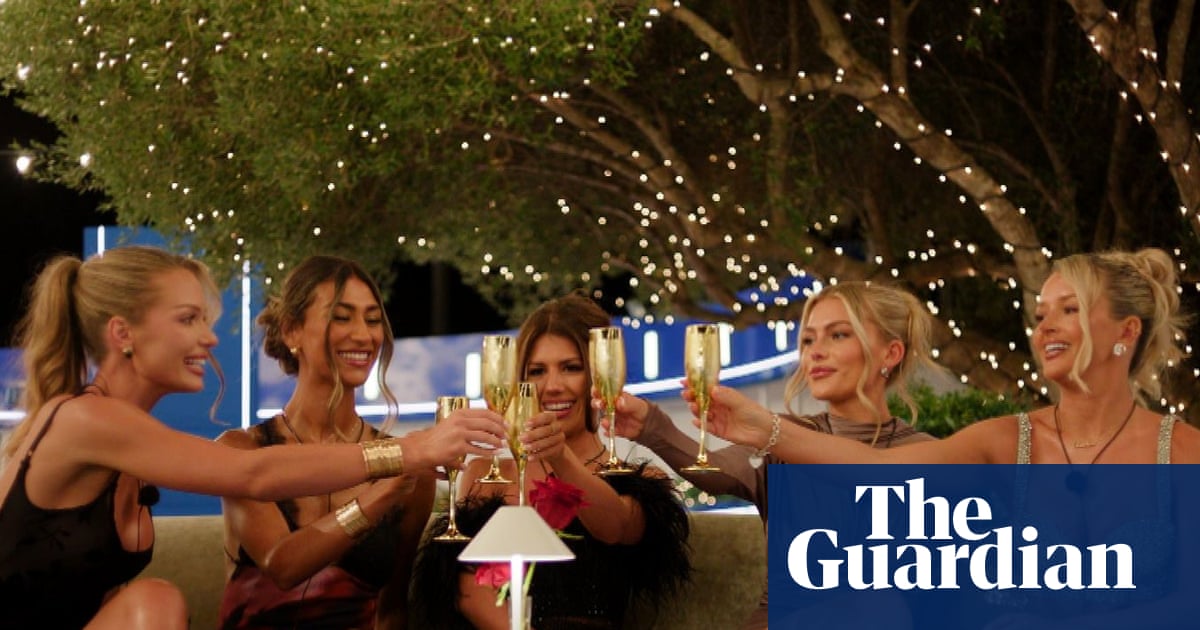 «Τέλος εποχής»: ποιο είναι το μέλλον της βρετανικής τηλεόρασης μετά την εξαγορά του ITV από τον Σκάι; | Τηλεοπτική βιομηχανία