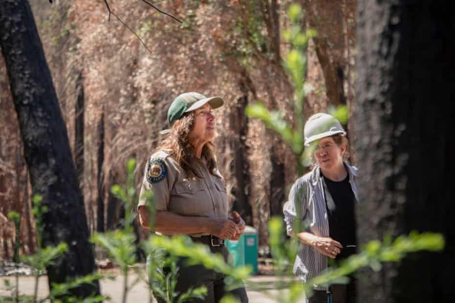 Joanne Kerbavaz, a senior environmental scientist with California state parks, speaks to researchers and students during a tour of the park.