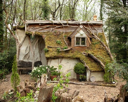The Tolkienesque hut at Farmyard Nurseries.