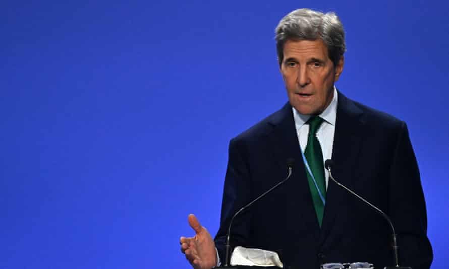 The US special presidential envoy for climate, John Kerry, attends a press conference at Cop26.