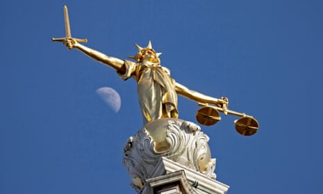 Lady Justice atop the Old Bailey, London