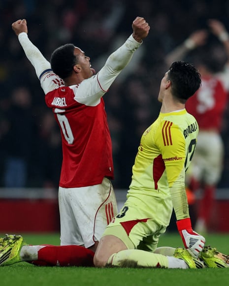 Gabriel Magalhães and Kepa Arrizabalaga celebrate together