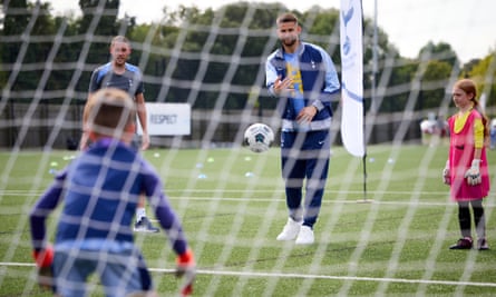 Guglielmo Vicario meets young fans at a goalkeeping masterclass run by Tottenham’s global football development programme at Richard Hale School in Hertfordshire