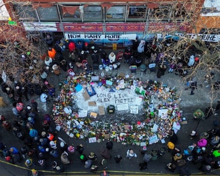 A vigil in Minneapolis for Alex Pretti.