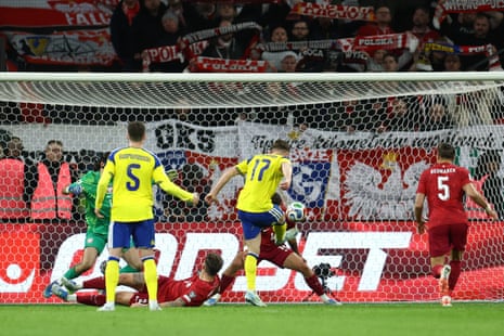 विक्टर ग्योकेरेस ने अपना तीसरा गोल किया