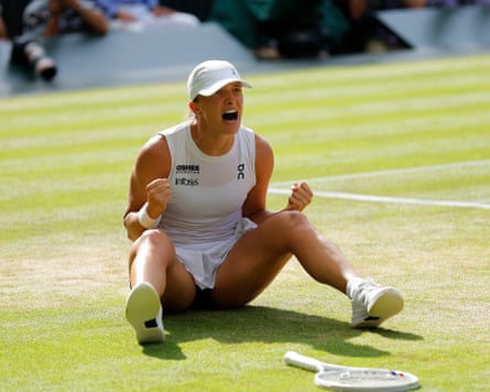 Iga Swiatek screams with joy after winning Wimbledon