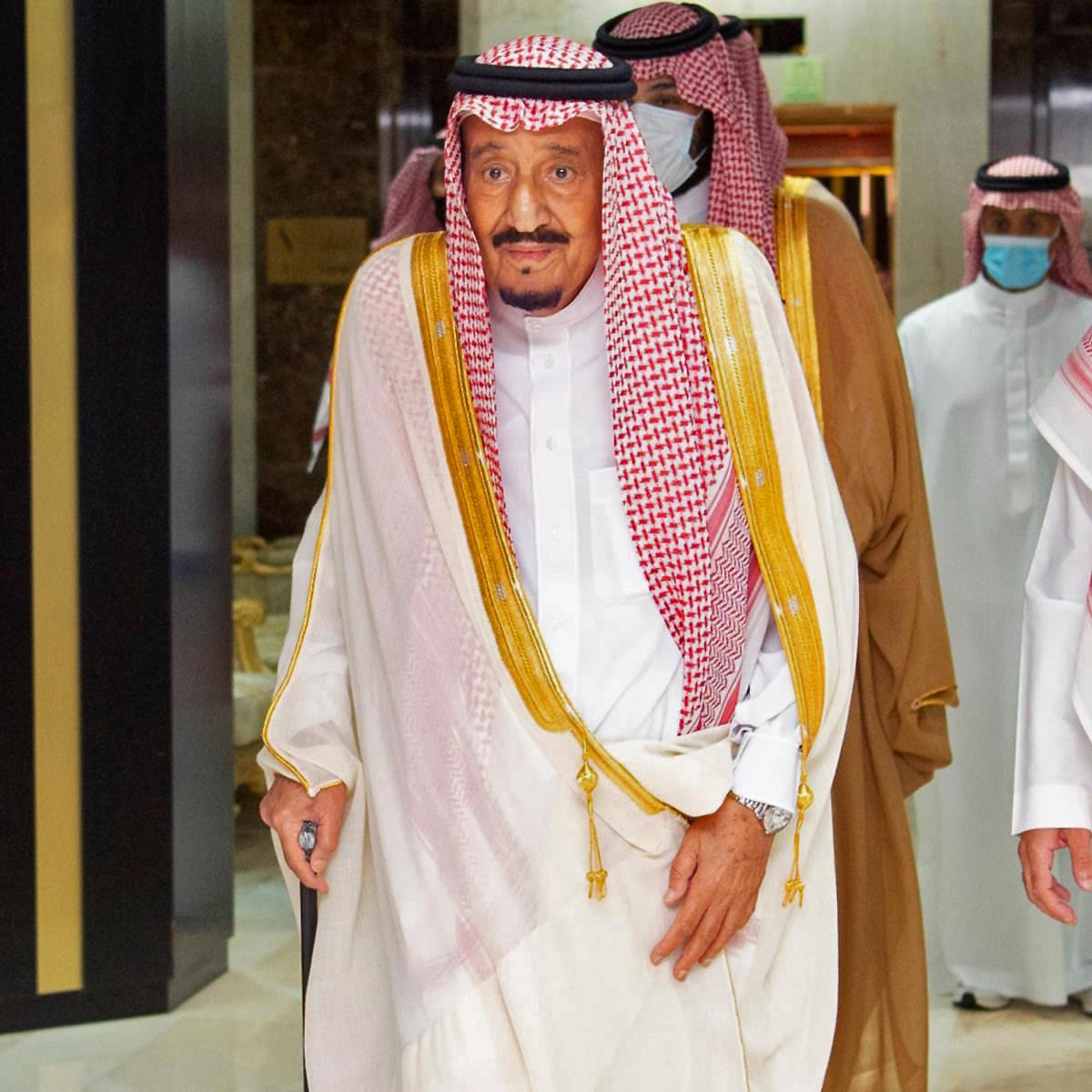 Saudi King Tells Trump He Wants A Fair And Permanent Solution For Palestinians Saudi Arabia The Guardian