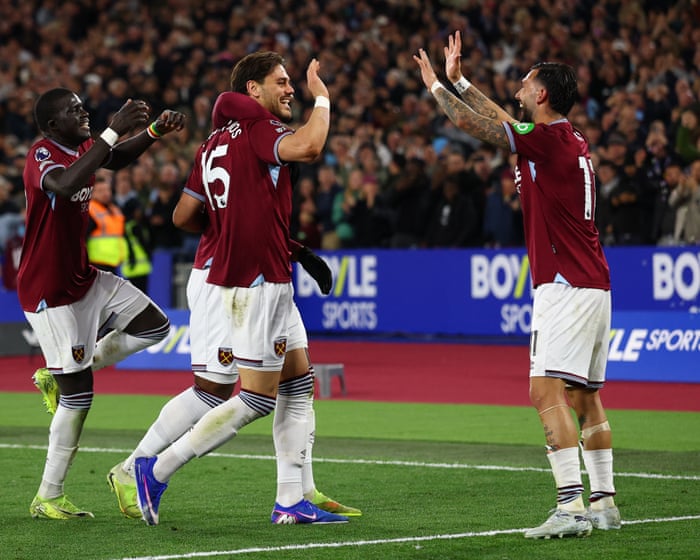 West Ham double up twice to thrash Wolves and put Spurs in relegation zone