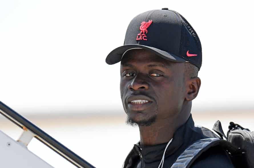 Sadio Mane com um grande jogo de capa a caminho de Paris.