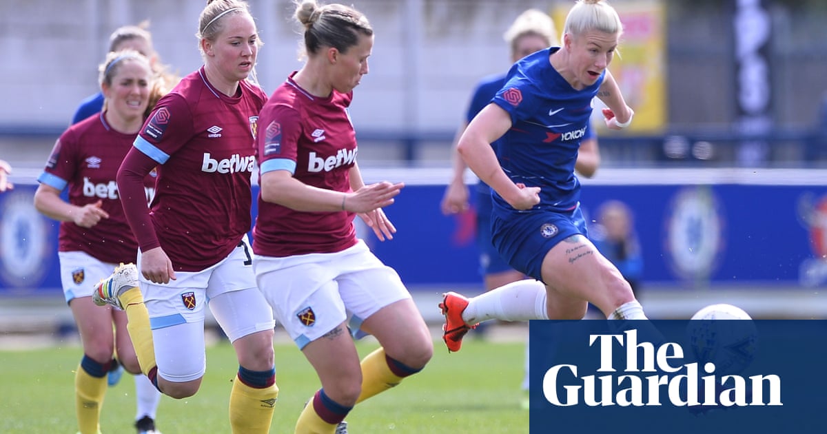 Phil Neville gives four players first England Women’s squad call-ups