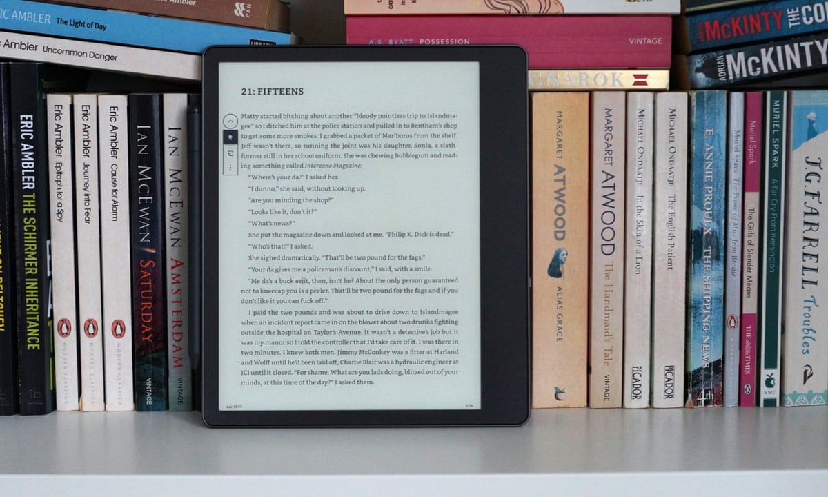 Amazon Kindle Scribe Review Supersized E Reader Aims To Replace Paper Kindle The Guardian Amazon Kindle Scribe Review Supersized E Reader Aims To Replace Paper Kindle The Guardian