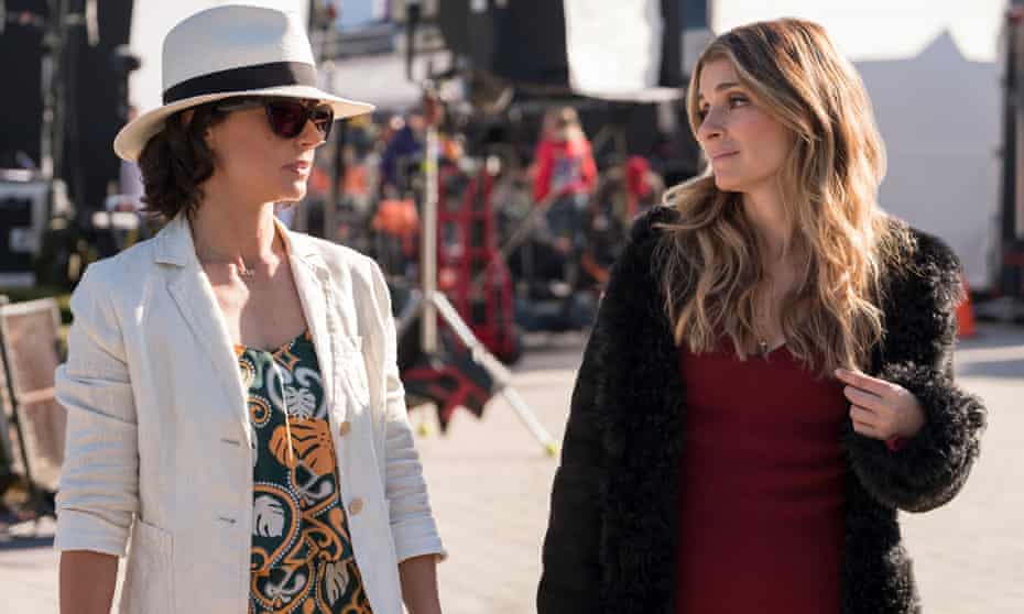 Constance Zimmer and Shiri Appleby in UnREAL, season 4.