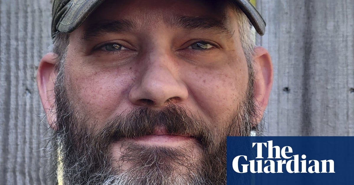 US state department spoke by phone to veteran captured in Ukraine, family says