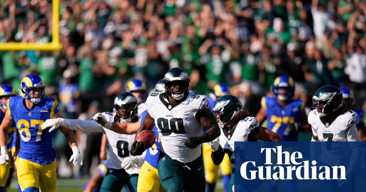 NFL roundup: Last-second blocked field-goal return seals Eagles' wild win over Rams