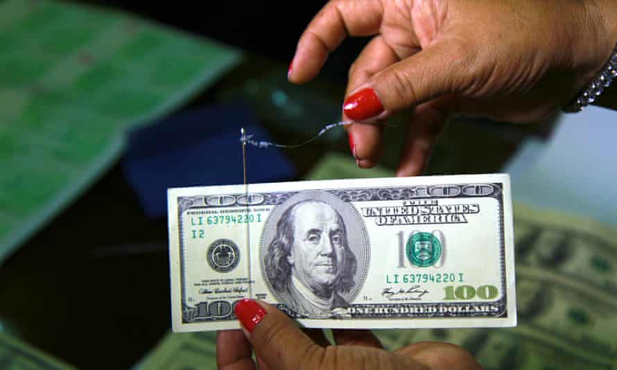 Counterfeiting Is An Art Peruvian Gang Of Master Fabricators Churns Out 100 Bills Peru The Guardian Counterfeiting Is An Art Peruvian Gang Of Master Fabricators Churns Out 100 Bills Peru The Guardian