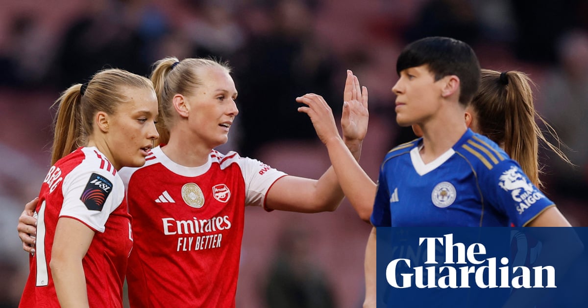 Blackstenius and Holmberg doubles fire Arsenal to 7-0 WSL win over Leicester