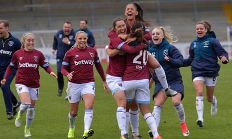 West Ham celebrate reaching the FA Cup final after a semi-final penalty shootout victory against Reading.
