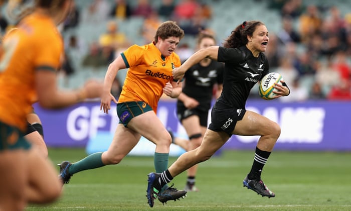 Australia v South Africa: Rugby Championship Test – live! | Rugby Championship 10 Ruby Tui of the Black Ferns runs the ball during the O'Reilly Cup match between the Australian Wallaroos and the New Zealand Black Ferns at Adelaide Oval.