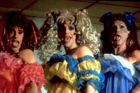 Pearce, left, with Hugo Weaving and Terence Stamp in 1994’s The Adventures of Priscilla, Queen of the Desert.