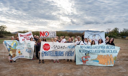 Residents of Cónchar, Padul and Dúrcal demonstrate against the water-bottling plants